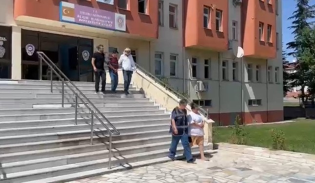 Bursa’dan yola çıkmıştı… Durdurulan otomobilde uyuşturucu madde ele geçirildi