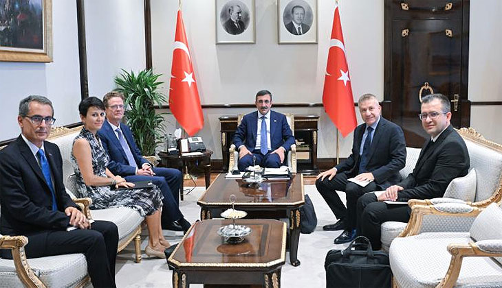 Cevdet Yılmaz, AB Türkiye Delegasyonu Başkanı’nı kabul etti