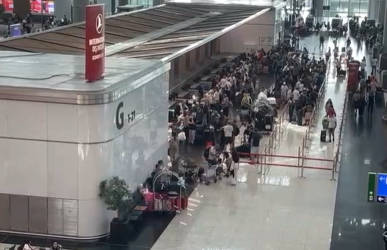 Havalimanlarında bir dilim baklavanın fiyatı dudak uçuklattı