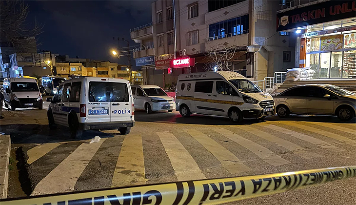 İstanbul’da polise silahlı saldırı: 2 polis yaralı