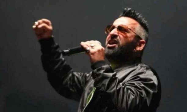 Ragga Oktay’dan ‘Tarkan’ itirafı: ‘Beni sahneden indirtmeye çalıştı’