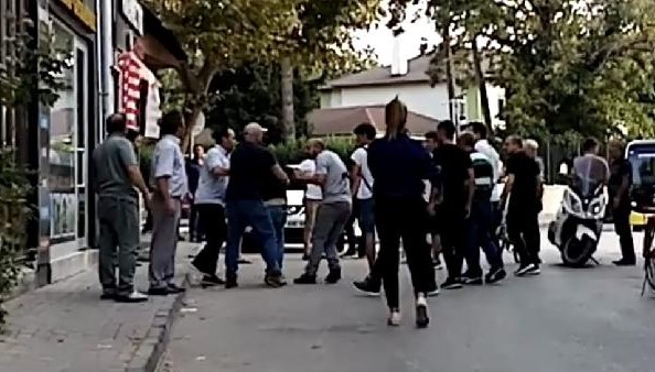 Bursa’da hırsızlık şüphelisini dövüp, polise teslim ettiler