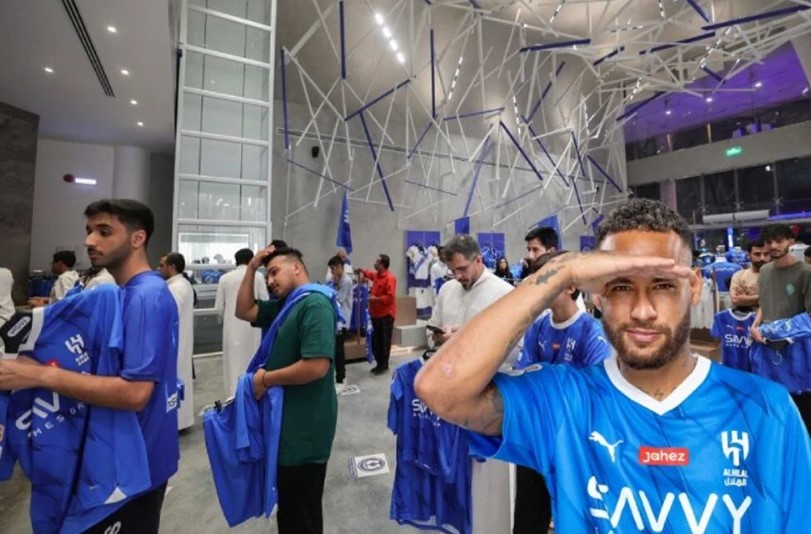 Neymar açıklandı Al Hilal taraftarları mağazalara koştu