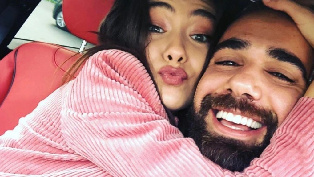 Neslihan Atagül ile Kadir Doğulu’dan yatak pozu!