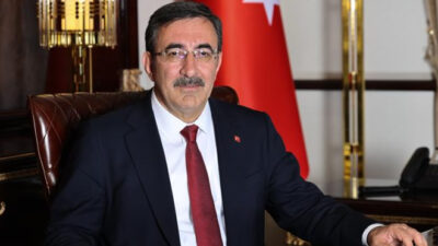 Cumhurbaşkanı Yardımcısı Cevdet Yılmaz’dan istikrar mesajı
