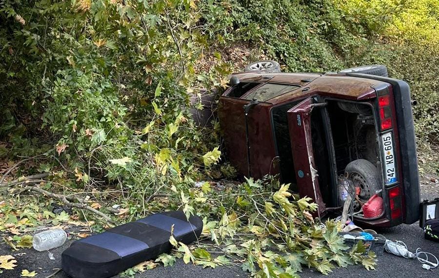 Bursa’da otomobil devrildi, 5 kişi yaralandı