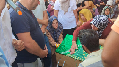 Bursa’da gözyaşları sel oldu: 9 yaşındaki Beril’e son veda