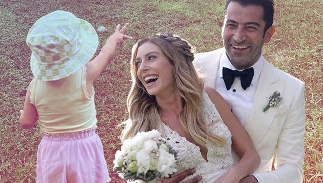 Sinem Kobal kızı Leyla’nın fotoğrafını ilk kez paylaştı