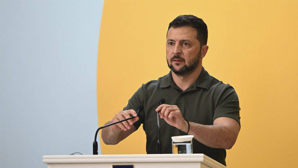 Zelenski: Herkese oy verme imkanı sağlanırsa seçim yapılabilir