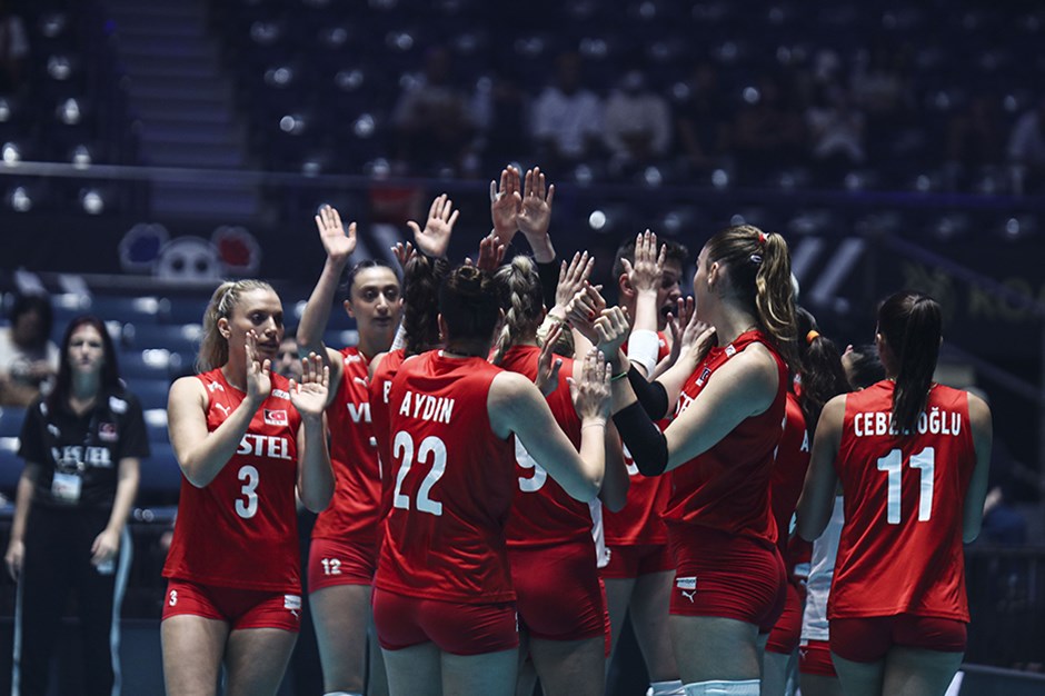 Galibiyet serisi 22 maça çıktı… Filenin Sultanları Belçika’yı 3-0’la geçti
