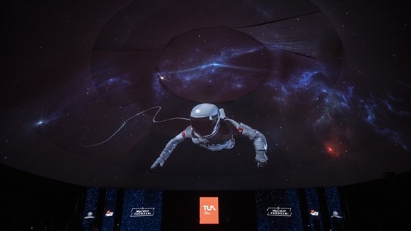 Bakan Kacır detayları açıkladı: Dünyaca ünlü astronotlar Türkiye’ye geliyor