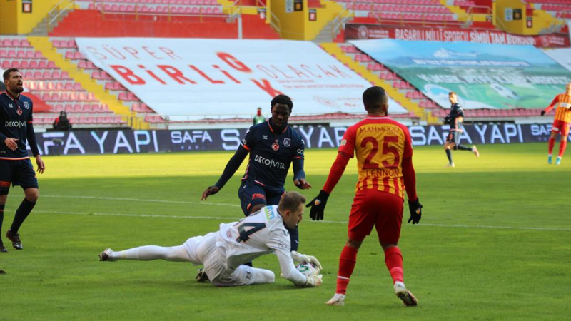 Kayserispor-Başakşehir maçının bilet fiyatları belli oldu