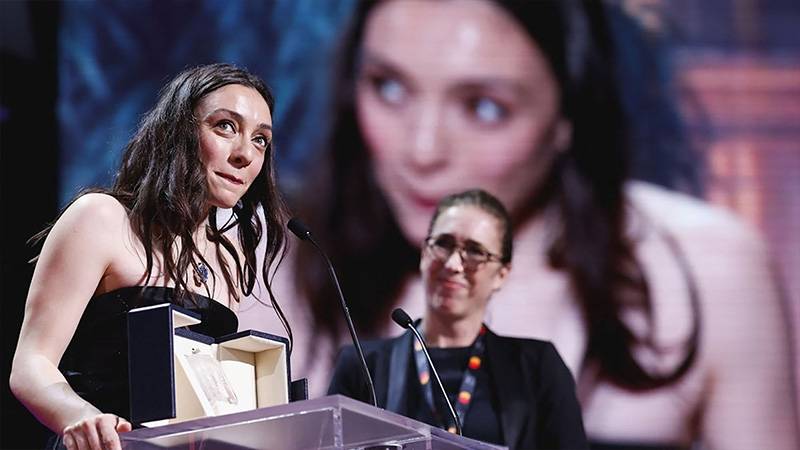 Merve Dizdar: Cannes sokaklarında her şeye duyduğum bir minnet duygusu vardı