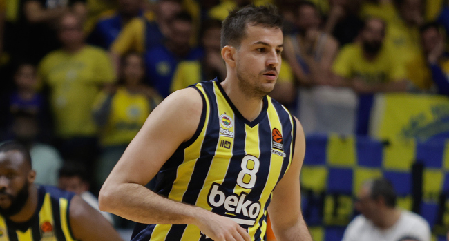 Nemanja Bjelica ile yollar ayrıldı Nemanja Bjelica ile yollar ayrıldı