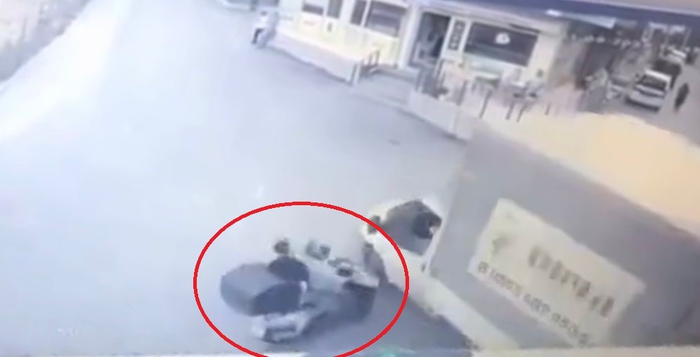 Bursa’da motosiklet sürücüsü ölümden döndü