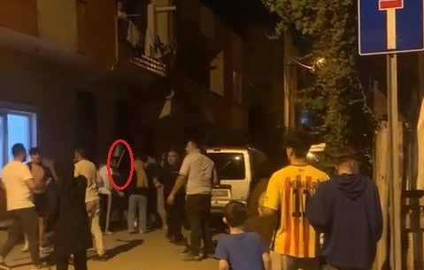 Bursa’da iki grup birbirine girdi!