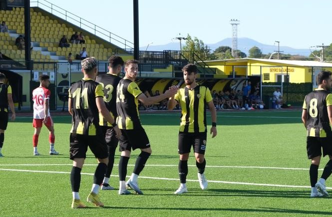 Aliağa FK, hazırlık maçında şov yaptı