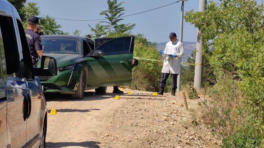 Bursa’da öfkeli dayı yeğenine kurşun yağdırdı