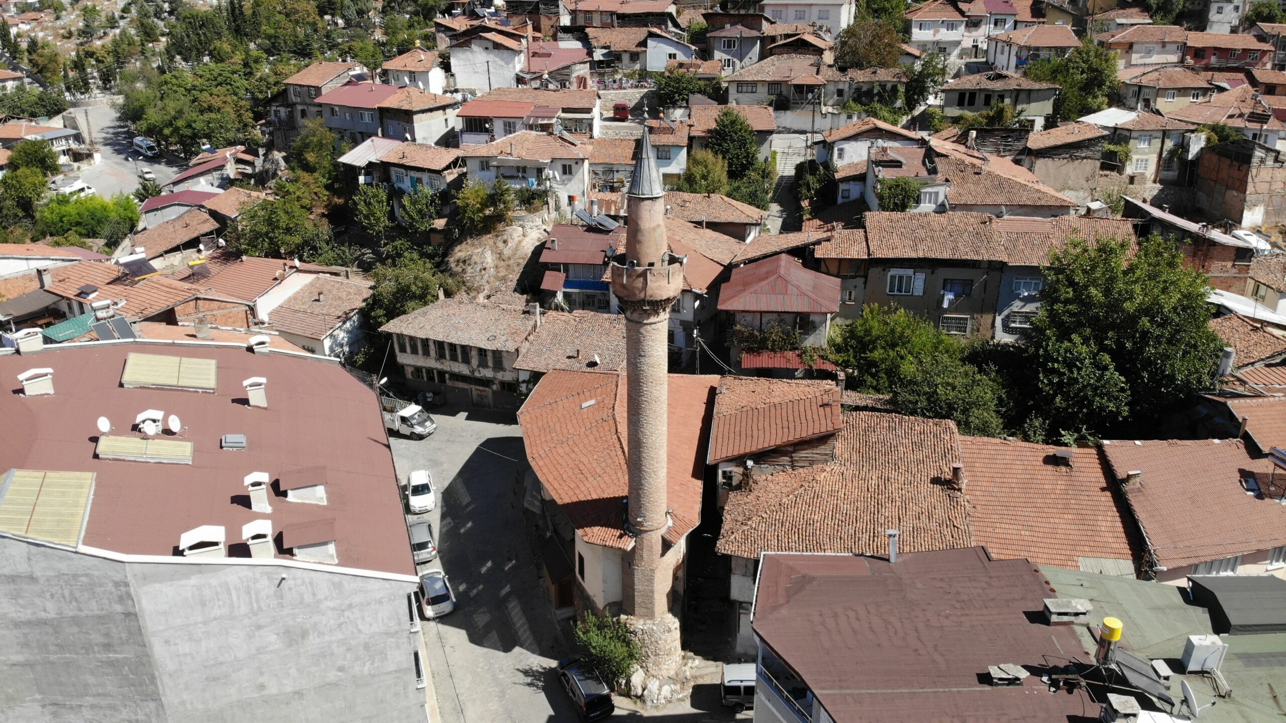 Türkiye’de tek! Temelsiz cami 500 yıldır zamana meydan okuyor
