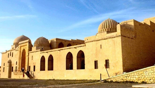 Mardin’de bin yıllık medresede deprem sonrasında çatlaklar oluştu