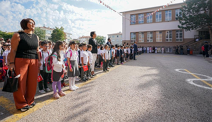 Okula gelen veliler ile ziyaretçilerin kayıtları tutulacak