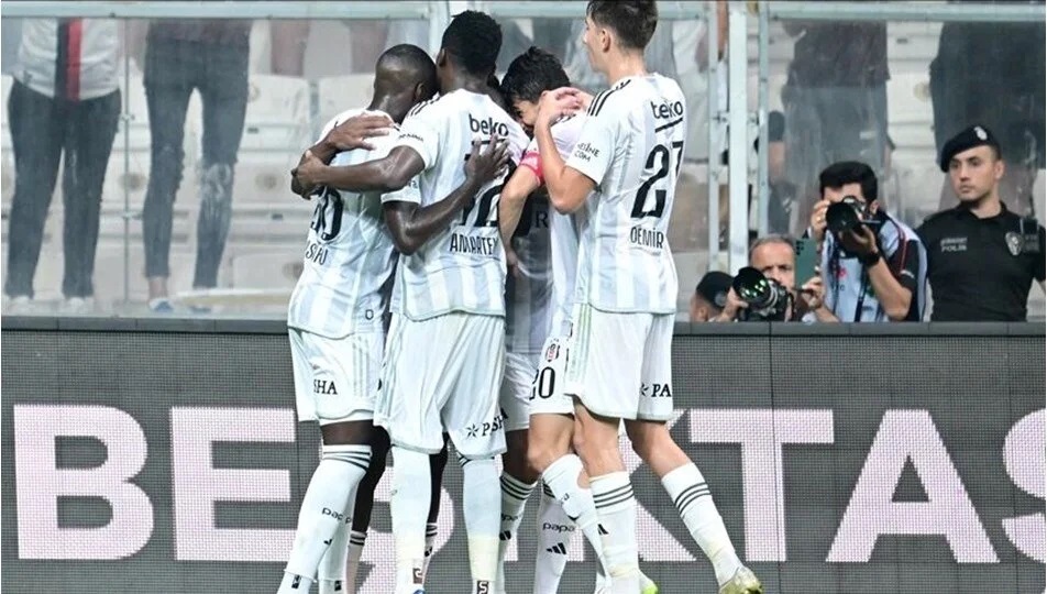 Beşiktaş’ın, Adana Demirspor maçı kamp kadrosu açıklandı