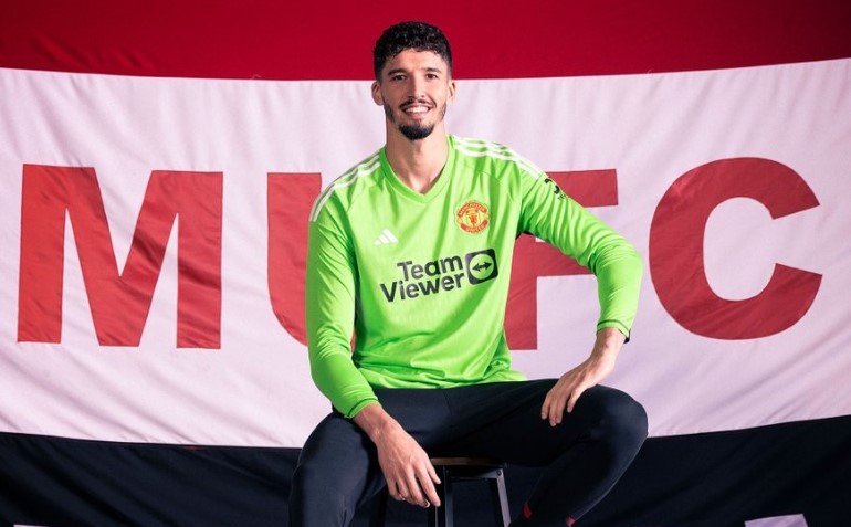Altay Bayındır, resmen Manchester United’da