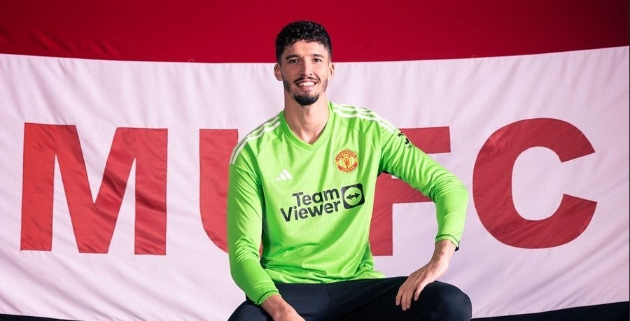 Altay Bayındır, Manchester United’ın Şampiyonlar Ligi kadrosunda yer aldı