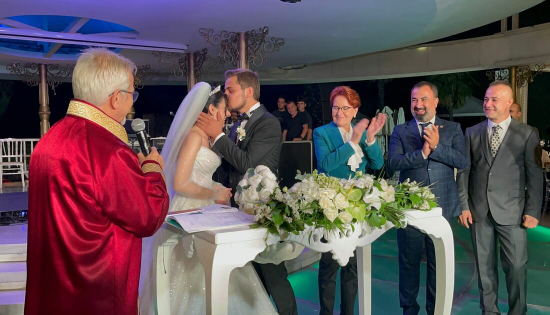 Meral Akşener, Bursa’da nikah şahidi oldu