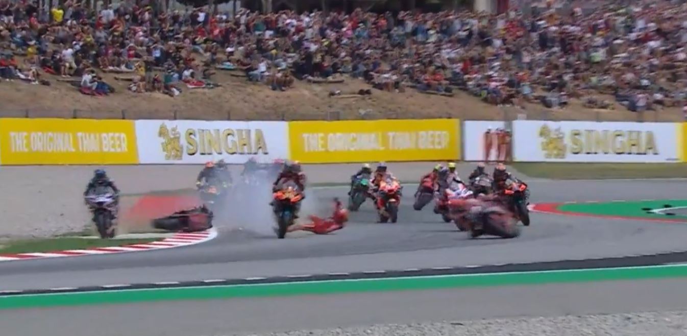 MotoGP’de korkutan kaza: Francesco Bagnaia ölümden döndü!