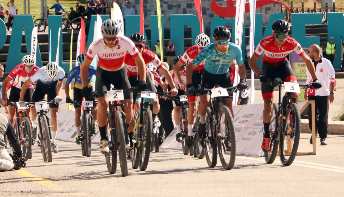 Milli bisikletçiler, Palandöken’de olimpiyat kotası için pedal çevirdiler