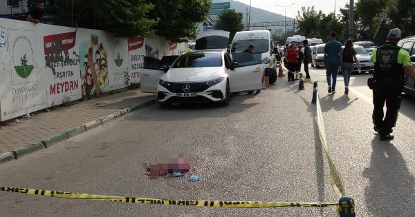 Bursa’da kan donduran detaylar! Otomobilde boğazını kesti, sevgilisine koştu