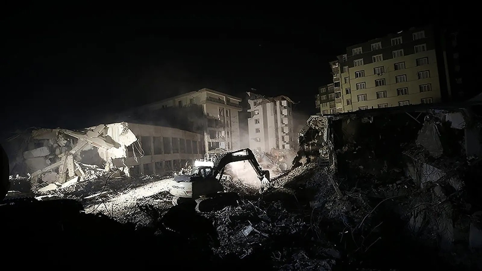 Rönesans Sitesi’nin mühendislerinden biri tutuklandı
