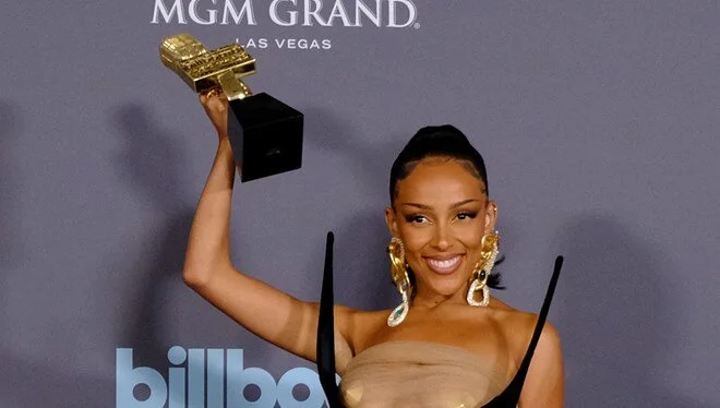 Grammy ödüllü Doja Cat’in merakla beklenen albümü piyasaya çıktı