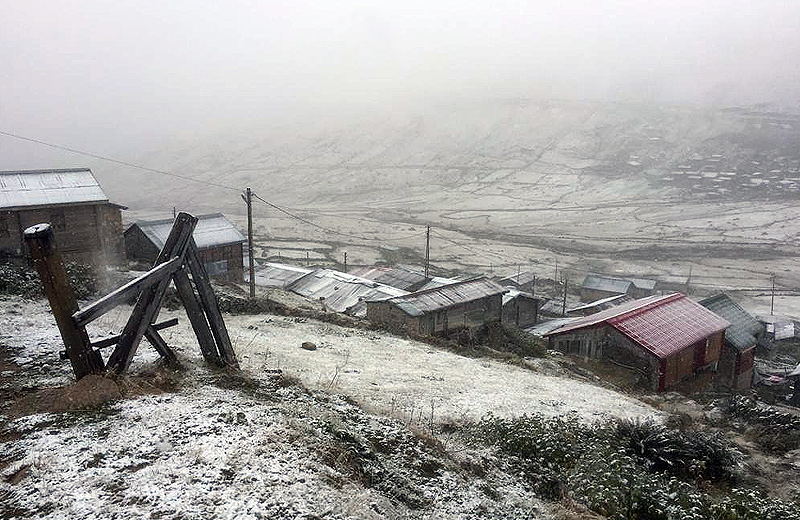 Rize’de yaylalar beyaza büründü