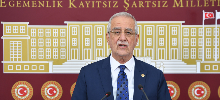AK Partili Aydın: Filistin halkı soykırımla karşı karşıya