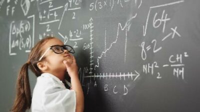 ‘Erken yaşlarda doğru yöntemlerle çocuğunuza matematiği sevdirebilirsiniz’