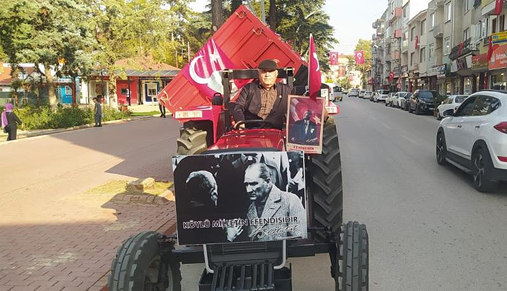Traktörüyle Cumhuriyet kutlamalarına damga vurdu