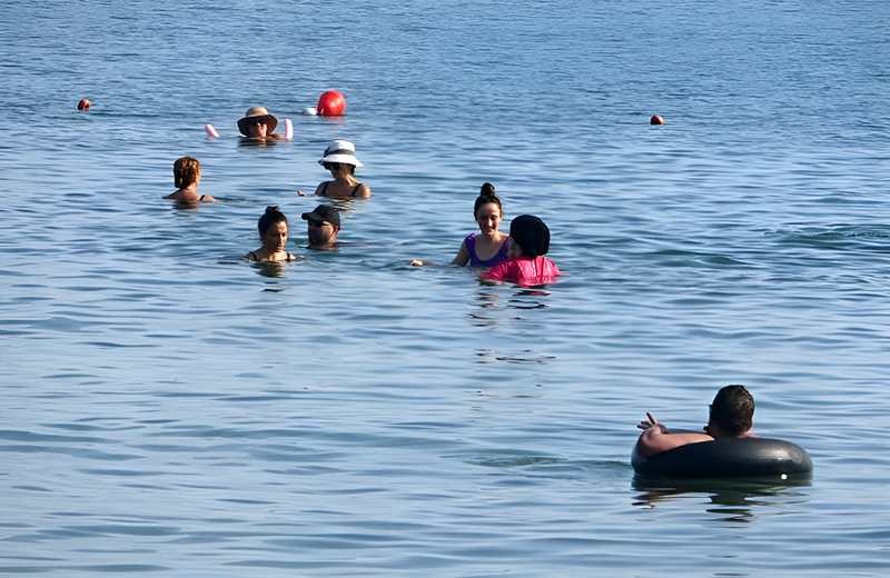 Antalya’da ekim sonunda deniz keyfi