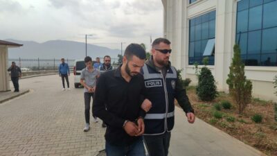 Bursa’da motosiklet hırsızları tutuklandı