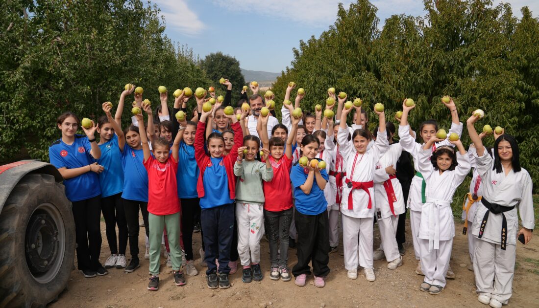 Bursa’da kız sporculardan ‘kadına el kalkmaz’ mesajı