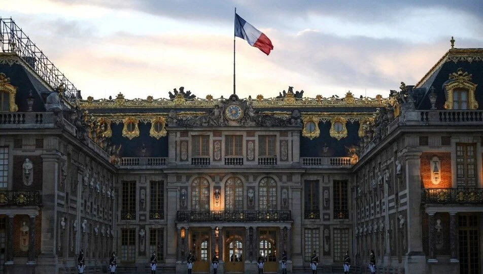 Fransa’da Versailles Sarayı’nda bomba ihbarı