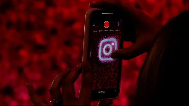 Reklamsız Instagram ve Facebook’un ücretleri belli oldu