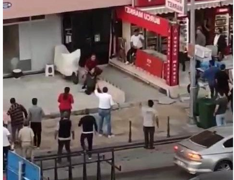 Eski eşini bıçakladığına pişman oldu