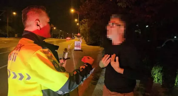 Alkollü yakalandı, ehliyetine 38 yıl el konuldu