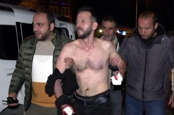 Eski eşini ve ilişkisi olduğunu söylediği kişiyi bıçakladı, ‘Ne yaptığımı hatırlamıyorum’ dedi
