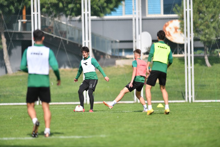 Bursaspor’da hazırlıklar başladı