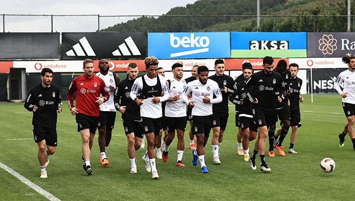 Beşiktaş kondisyon ve taktik çalıştı