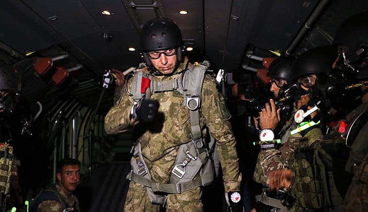 ‘Erciyes 2023 Tatbikatı’ gece atlayışı ile başladı