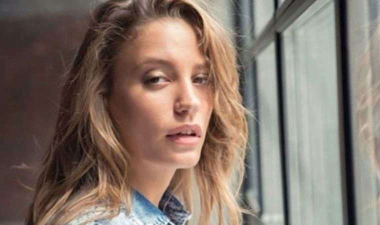 Serenay Sarıkaya annesinin ‘yasak aşkı’ ile ilgili ilk kez konuştu